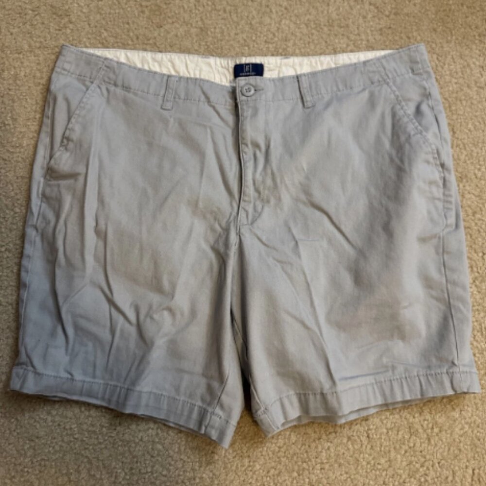 Men’s George Khaki Shorts - Size 40” Waist